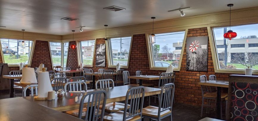 Jefferson City Restaurant: 223 E Broadway Blvd, Jefferson City, TN 37760